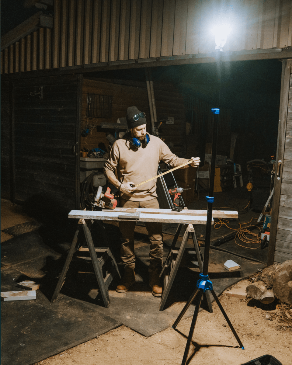LightRanger 4000 Portable Work Light for Garages & Job Sites