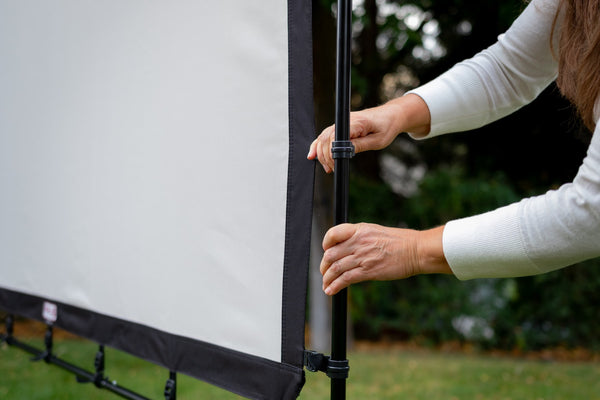 The truth about screen color in portable projector screens